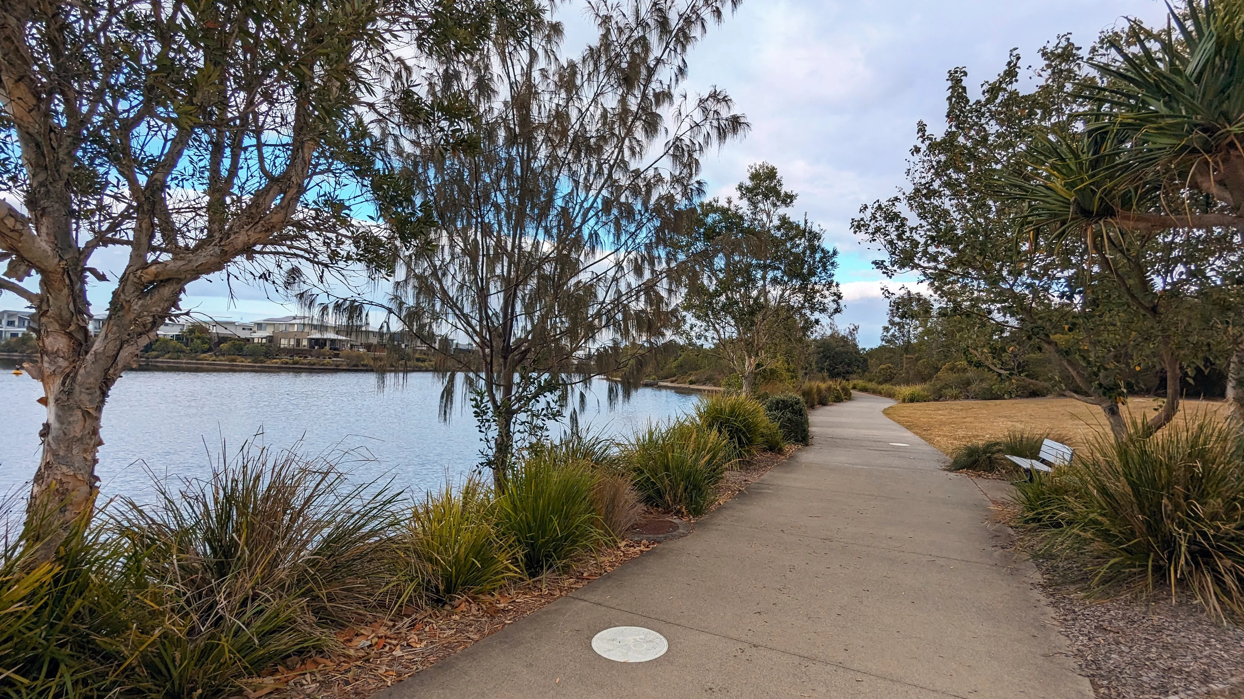 Brightwater ‘Loop the Lake’ walk