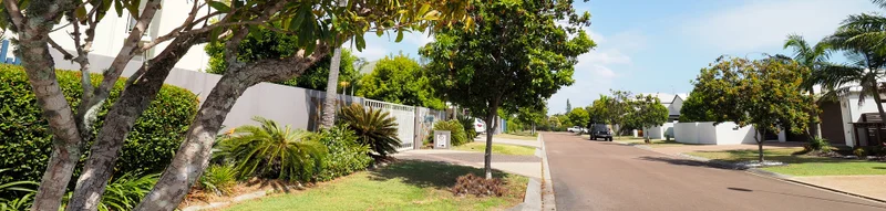 Maintenance of road verges surrounding private property